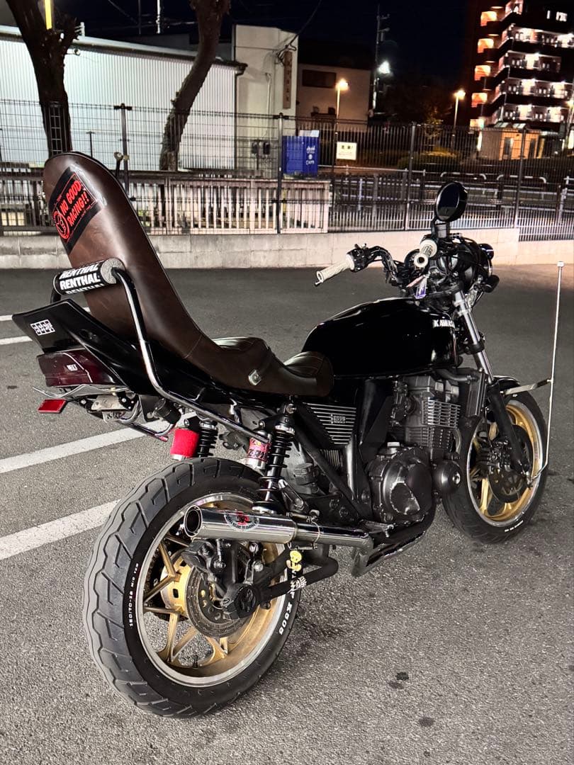 zrx400 オオカワ 三段シート オーダー 変形型じゃないタイプ！