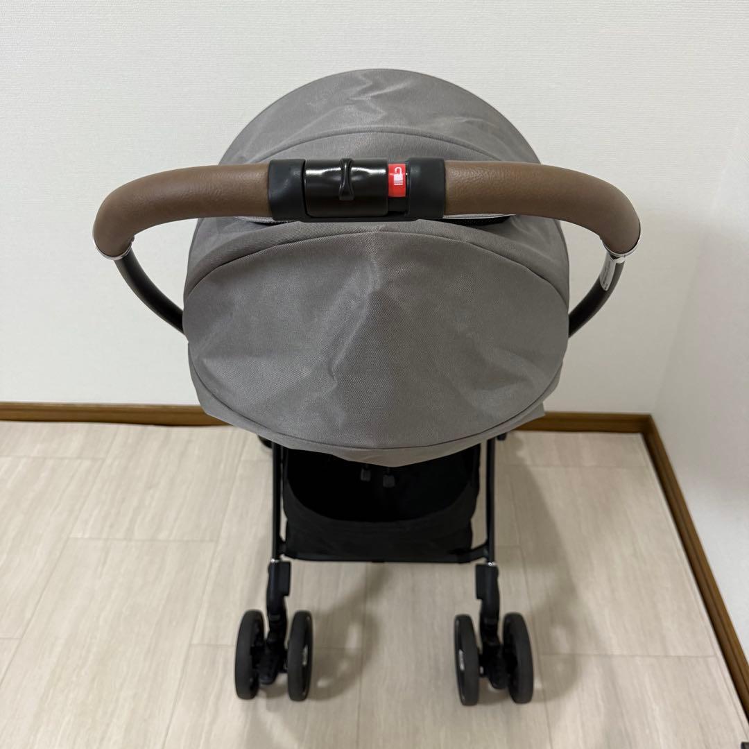 【極美品】アップリカ ラクーナクッションAF ベビーカー