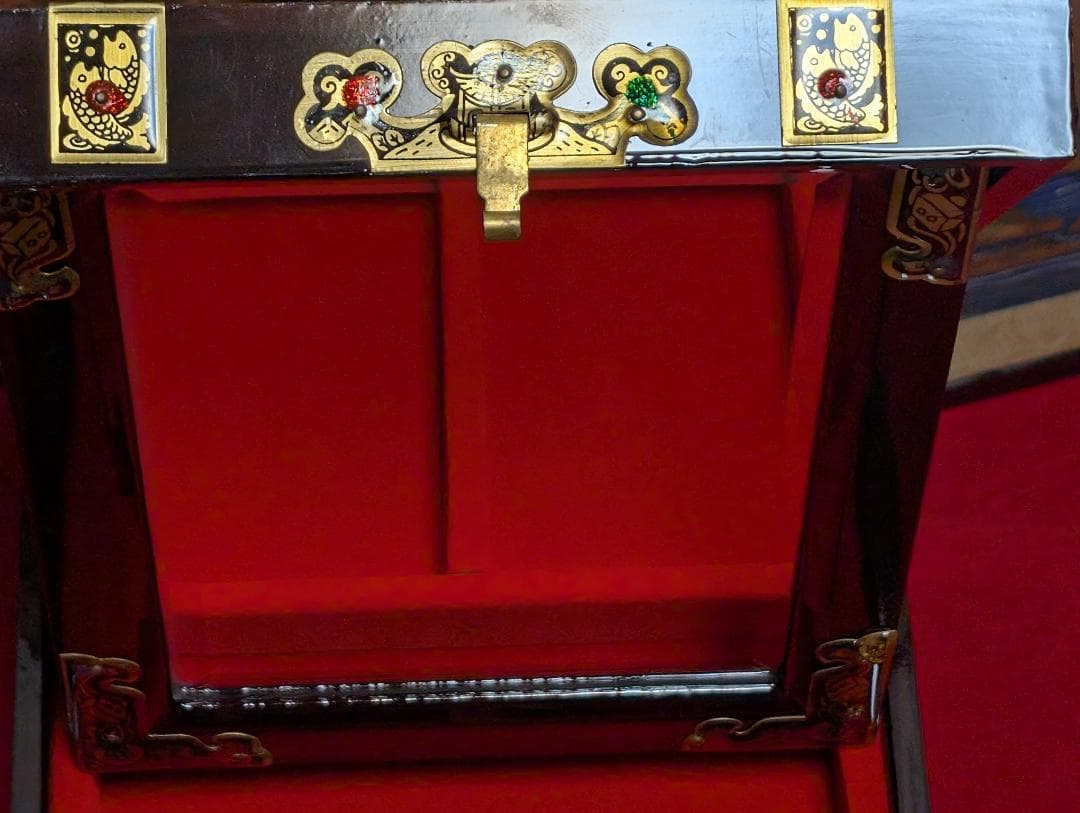 漆　小物入れ　宝石箱　ジュエリーボックス　鏡付　アンティーク　アジアン