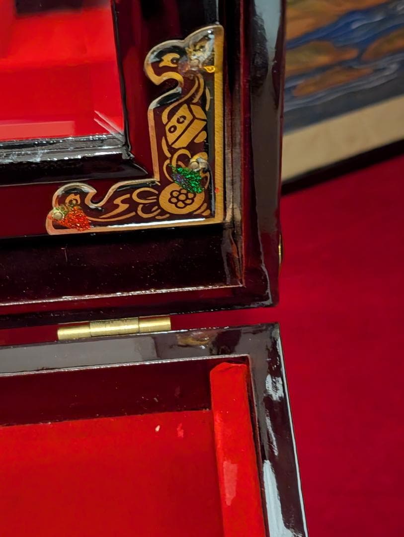 漆　小物入れ　宝石箱　ジュエリーボックス　鏡付　アンティーク　アジアン