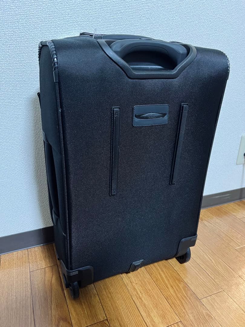 TravelproのCREW CLASSIC キャリーケース