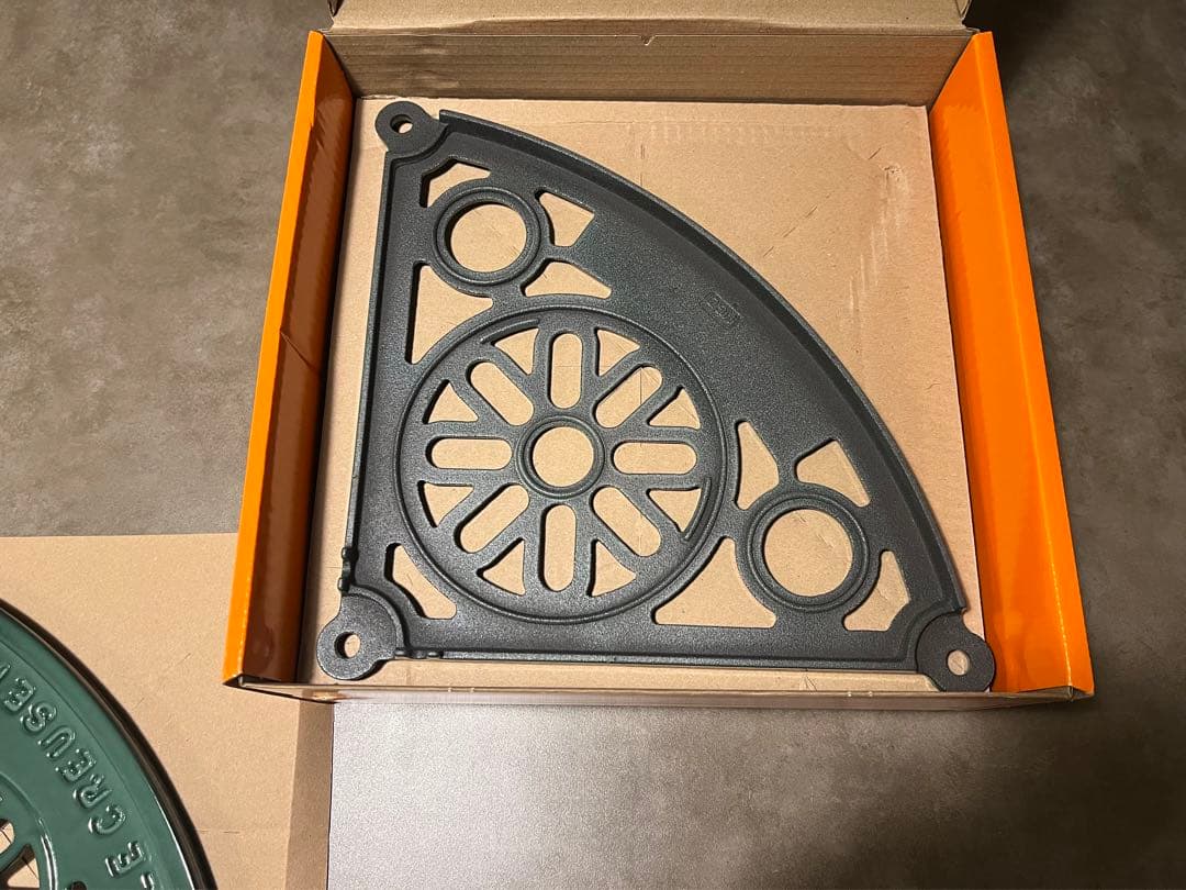 レア　ルクルーゼ キッチンポットスタンド 5段 アーティチョーク 限定色