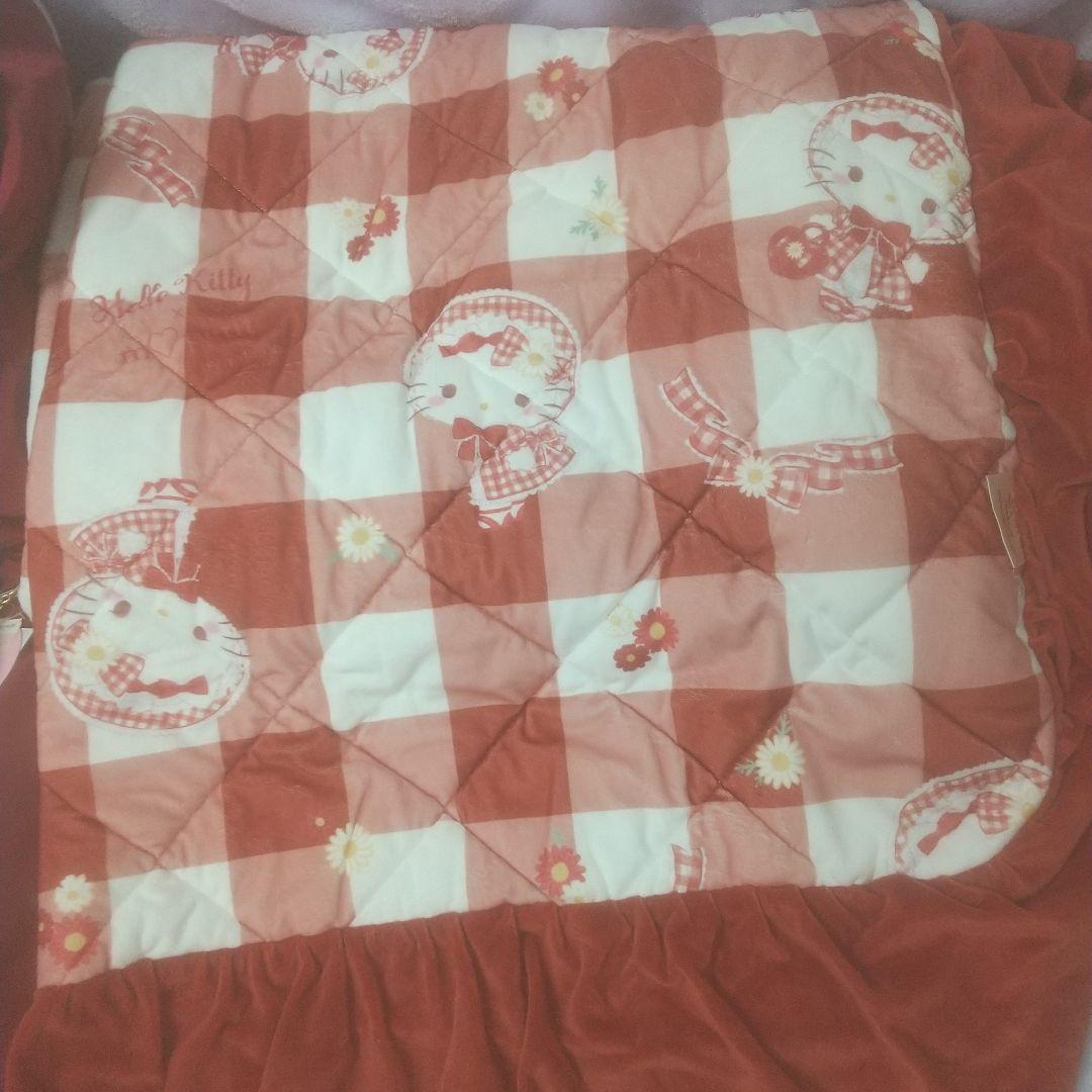 しまむら サンリオ ハローキティ 青木美沙子 HELLO KITTY 寝具