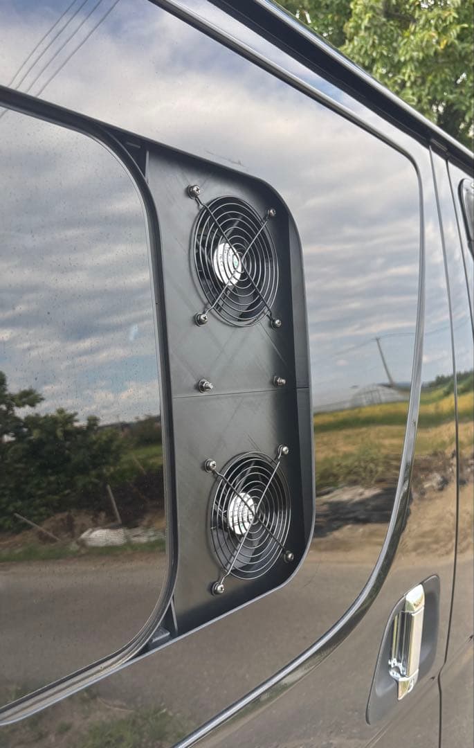 ゆう　2連ファン　運転席側　ハイエース　換気扇