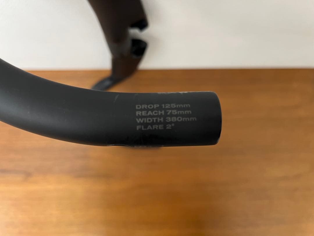 スペシャライズド ロバール ラピーデ ハンドルバー 380mm