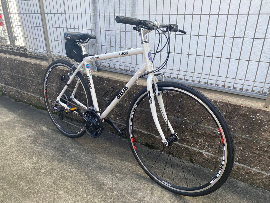 【兵庫・現地引き取り】美品　クロスバイク　GIOS ミストラル（ホワイト）