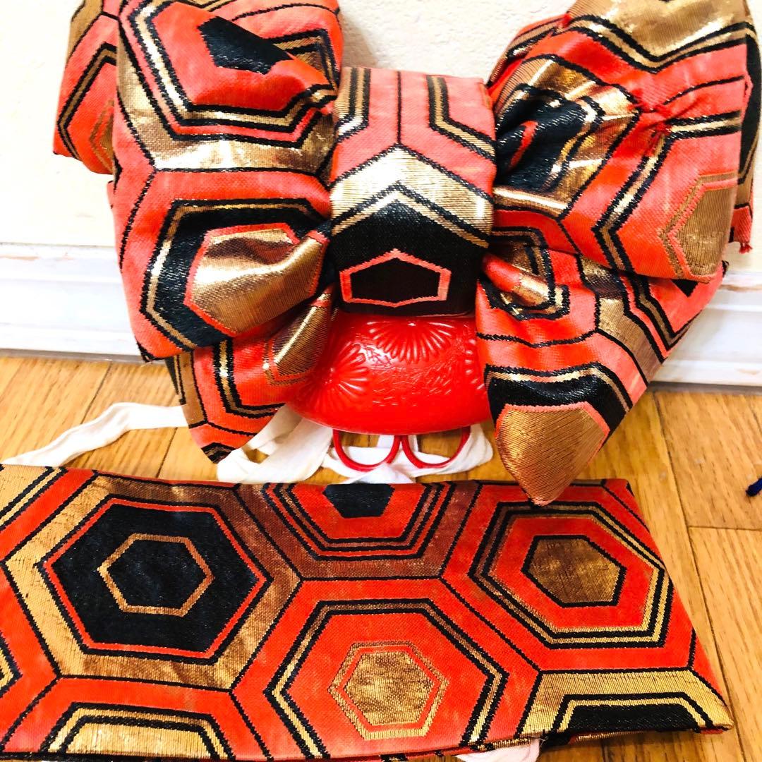 七五三 七歳‼️豪華正絹オレンジ系‼️蝶々花桜菊金彩煌びやか‼️安心フルセット