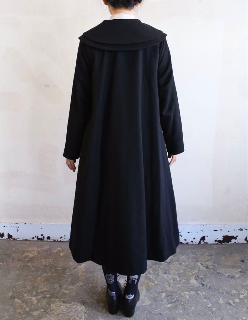 【美品　クリーニング済】ブリオン＊ブラックロングコート 大きな襟 Aライン