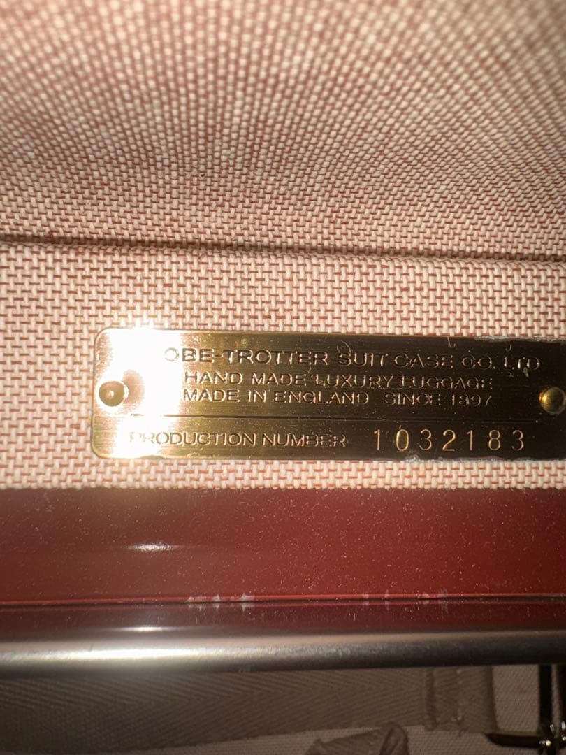 グローブトロッターキャリーバッグ