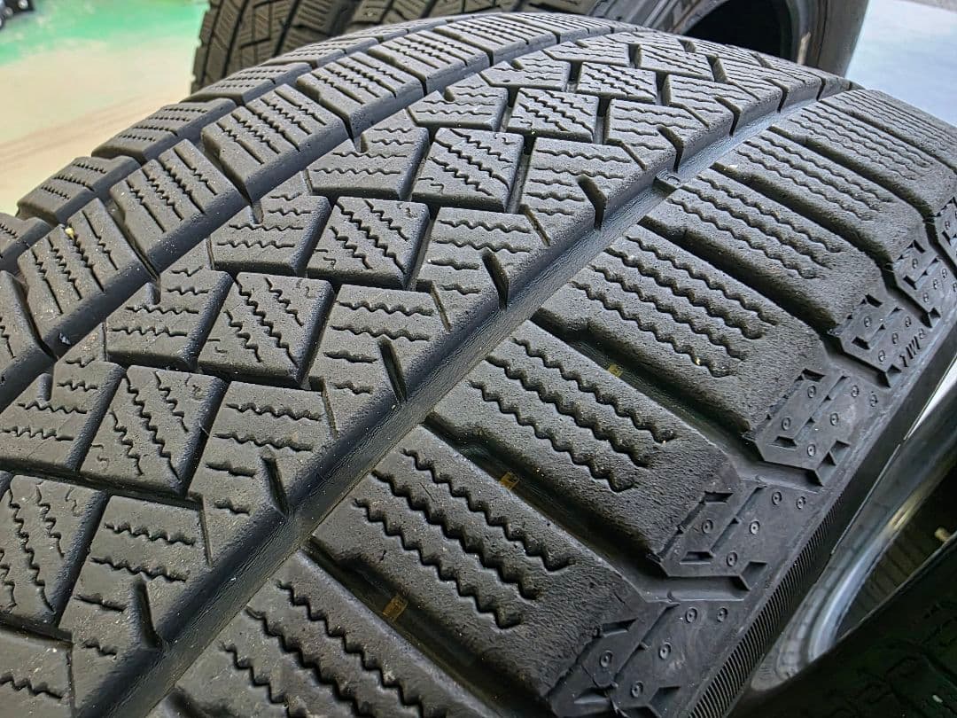 195/60R17 4本 スタッドレス ピレリアイスゼロアシンメトリコプリウス