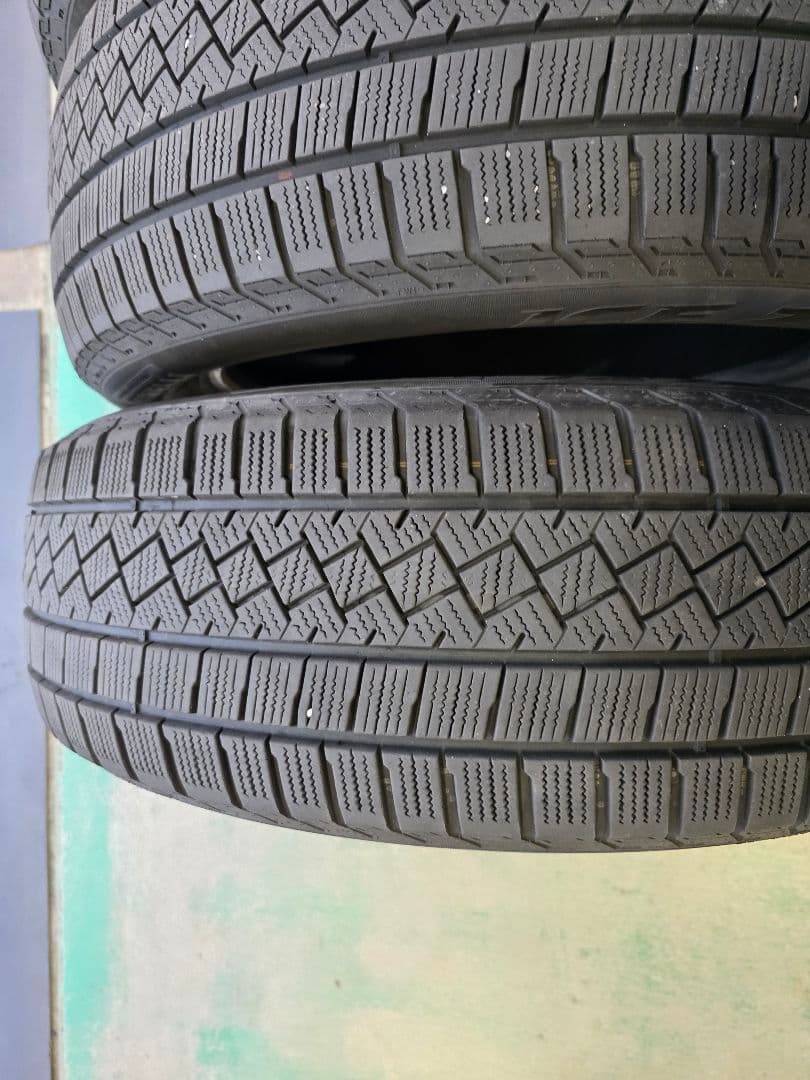 195/60R17 4本 スタッドレス ピレリアイスゼロアシンメトリコプリウス