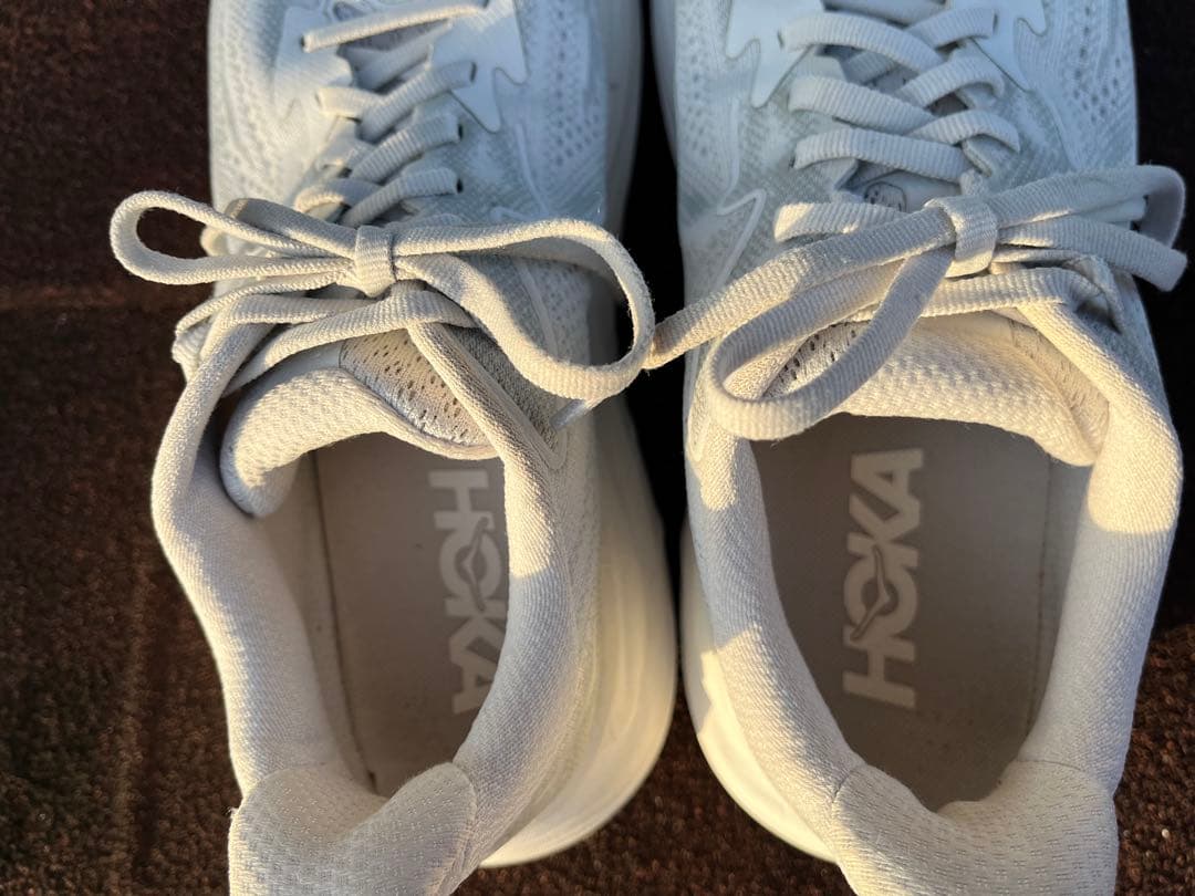 HOKA クリフトン10 グレー 24.0 レディース ランニングシューズ