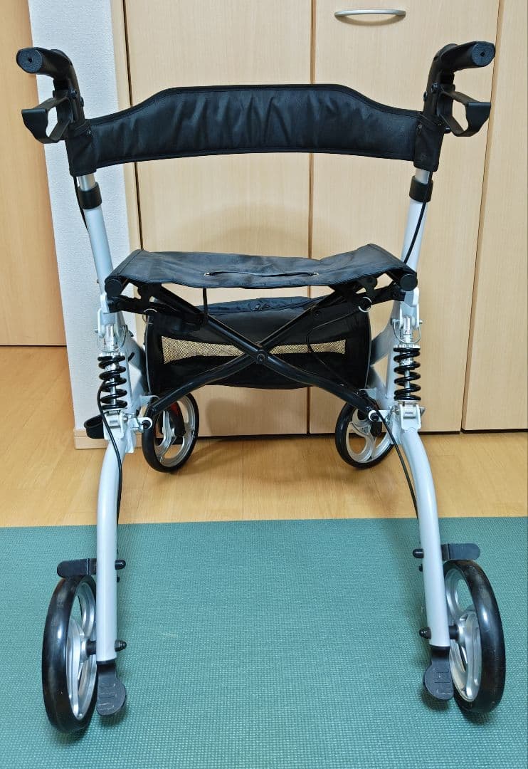 美品）手押し車　シルバーカー　歩行器