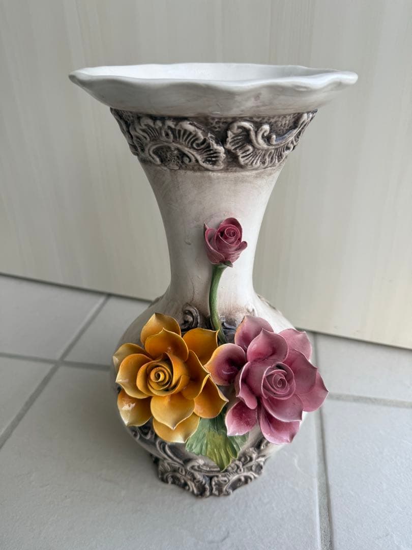 陶器製アートフラワー花瓶　カポディモンテ