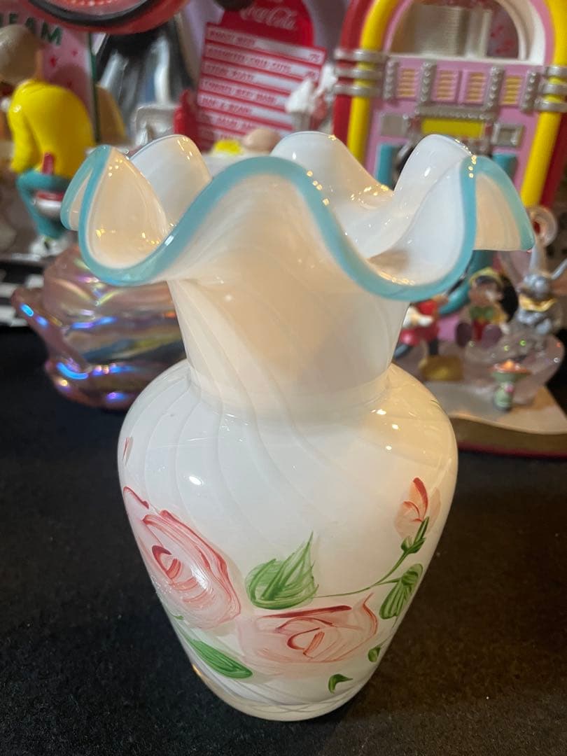 ヴィンテージ　フェントン　オパールセント　ラッフル　フラワーベース