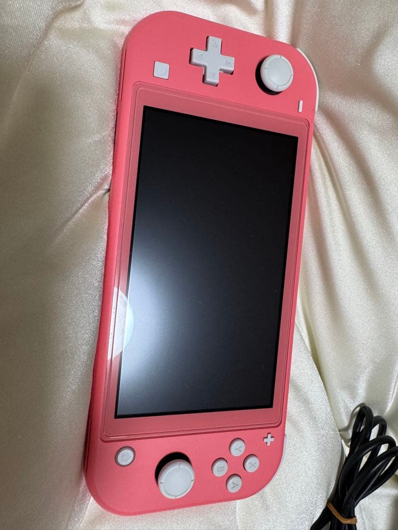 Nintendo Switch Lite ピンク 箱付き　充電器付