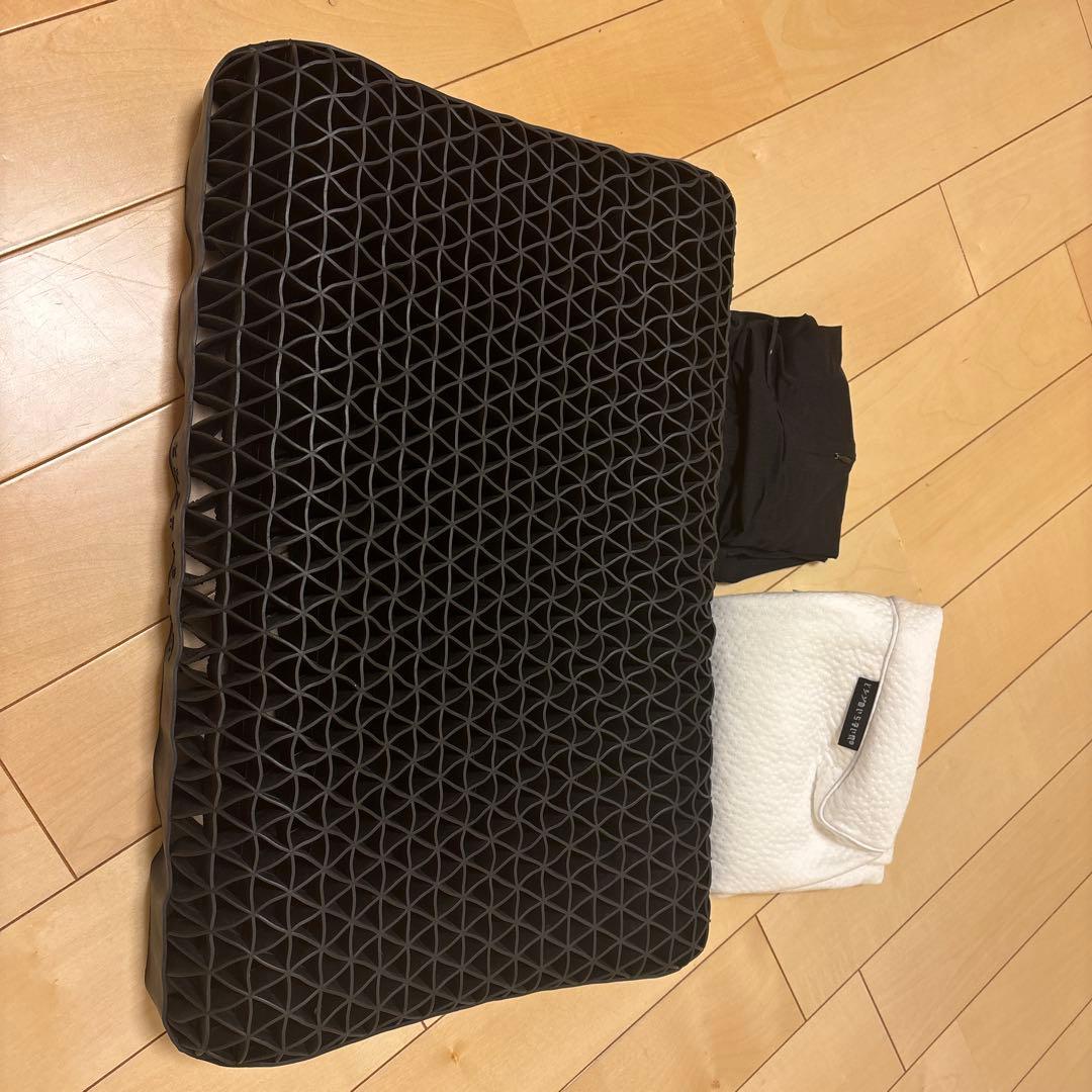 羊のいらない枕　至極　枕カバー2枚付き