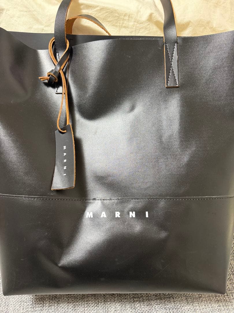 MARNI ブラック マルニタグ付き オープンショッパー