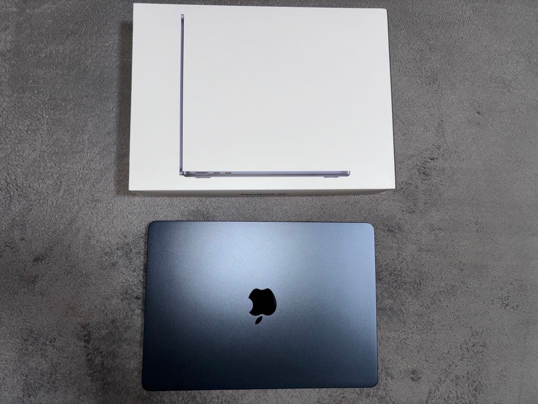 MacBook本体 MacBook Air M2 512GB 8GB