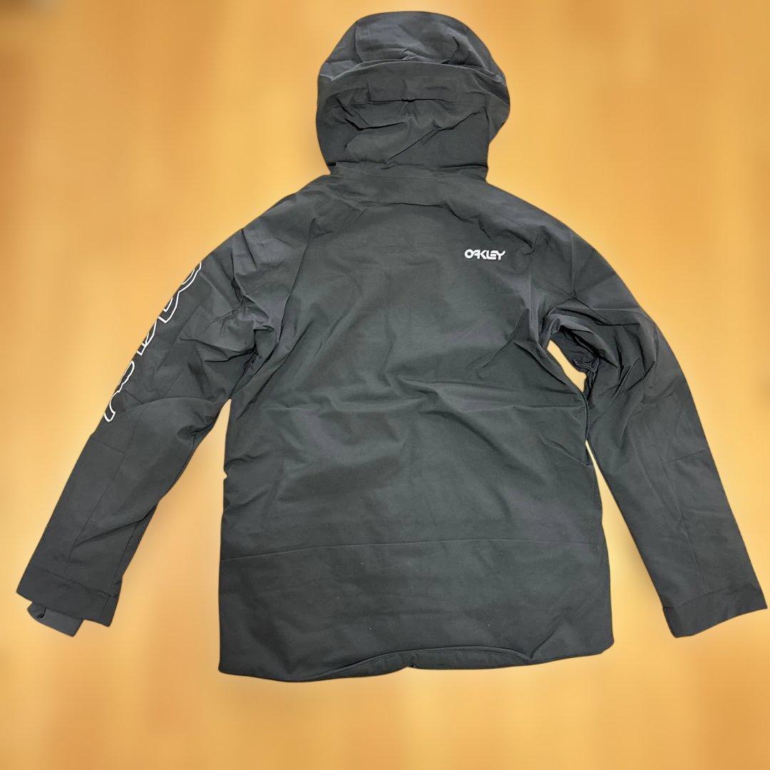 【新品】OAKLEY TNP TBT Insulated Jacet -Mサイズ