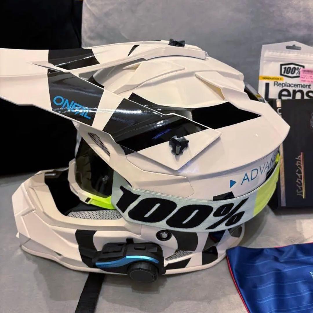 ONEAL オニール　ヘルメット　オフロード