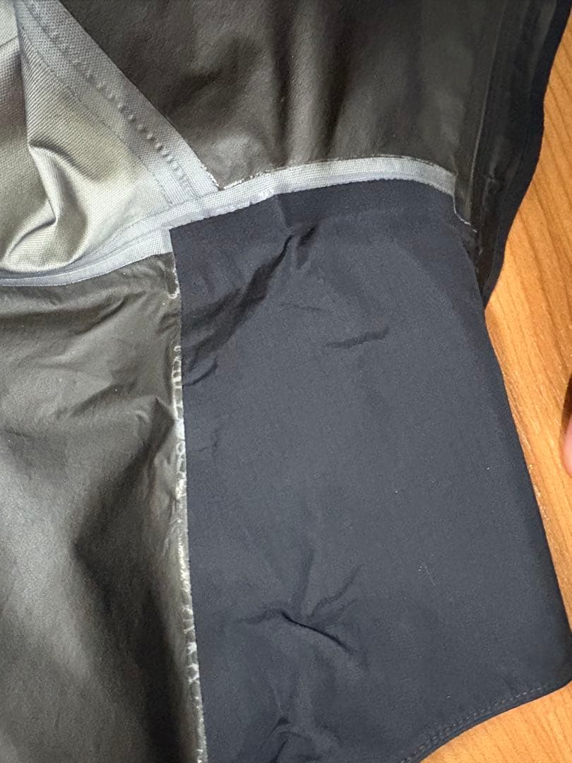 あお Arc'teryx アークテリクス beta sl hybrid