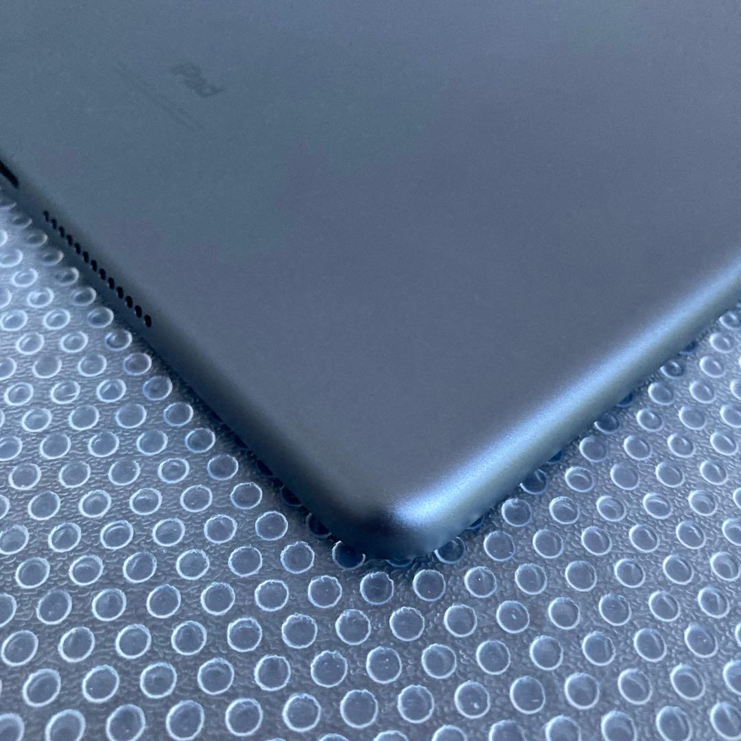 3751【早い者勝ち】電池ほぼ新品☆iPad8第8世代32GB SIMフリー☆