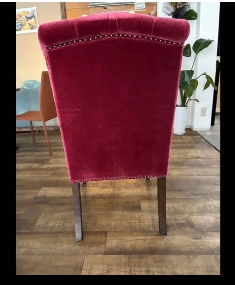 ヴィンセントのハイバックダイニングチェア、チェスターチェア