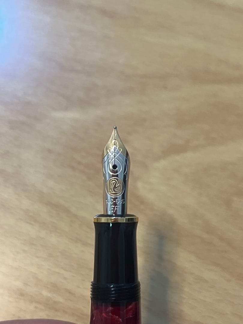 Pelikan ペリカン　ルビー　Ｍ600 EF 限定　万年筆