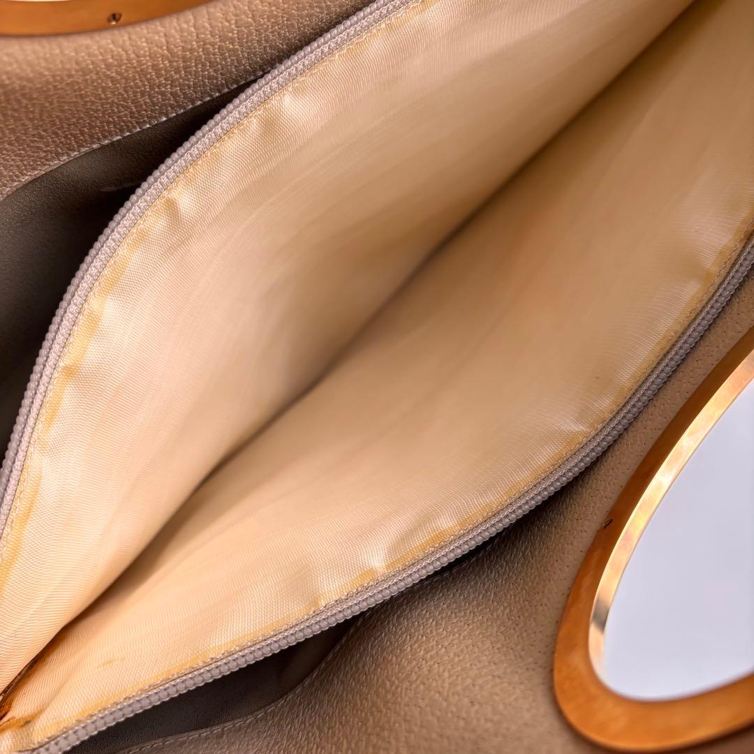 GUCCI ベージュ トートバッグ