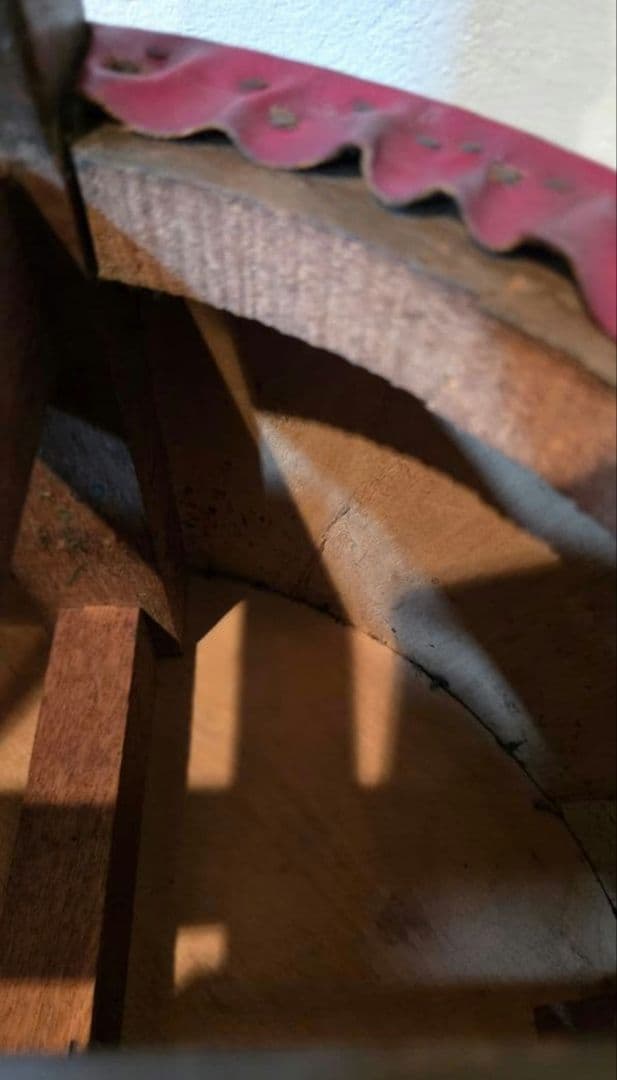 ☆アンティーク/レザー製バーガンディ円形スツール☆