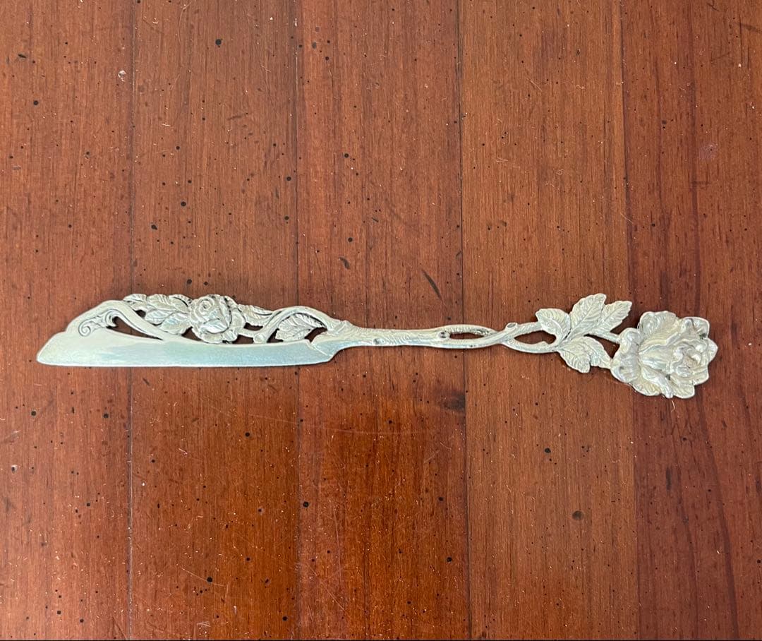 バターナイフ★シルバー835★アンティーク ★バラ柄★ピアッシング