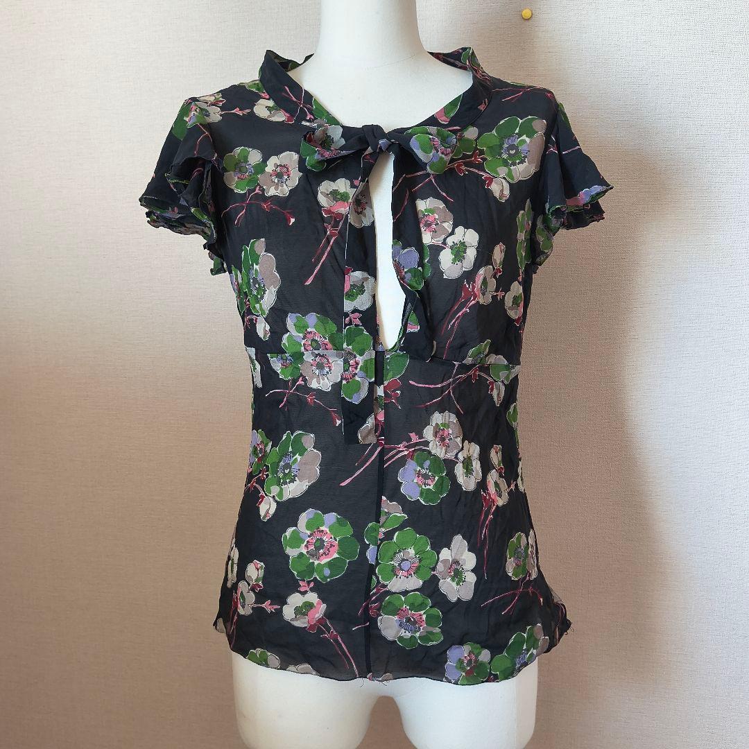 D＆G 花柄フリル袖ブラウス 半袖 黒 ボウタイ