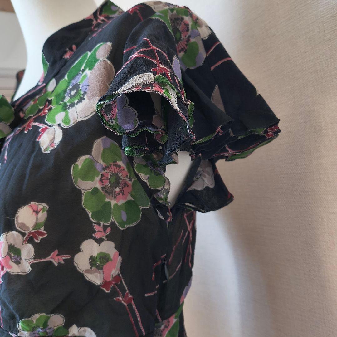 D＆G 花柄フリル袖ブラウス 半袖 黒 ボウタイ