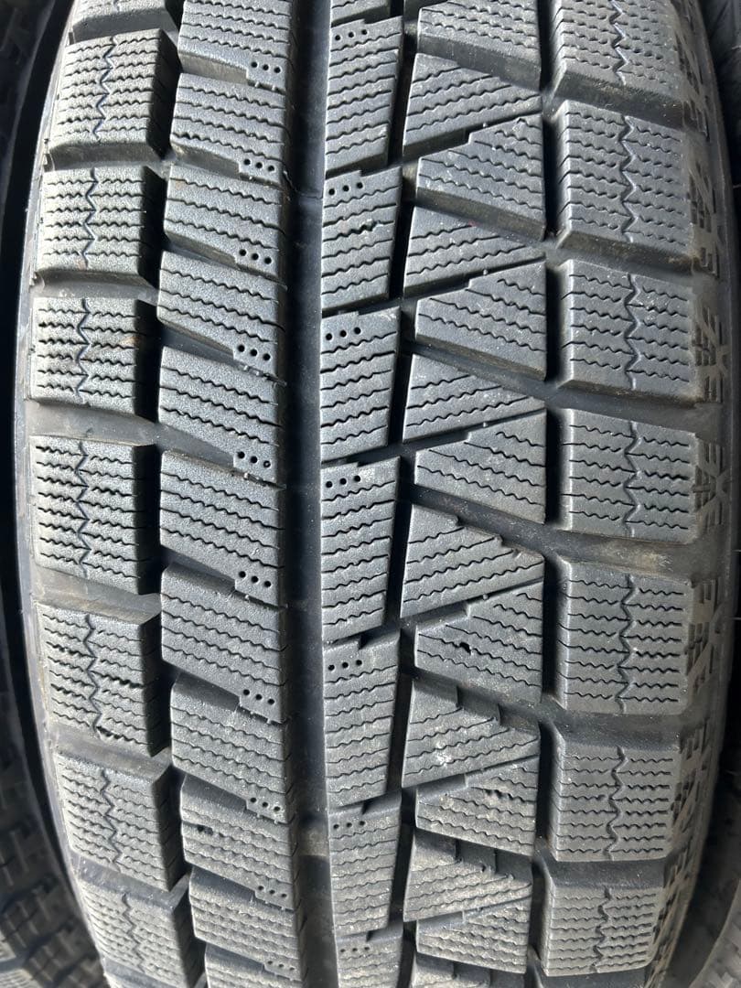 ①BRIDGESTONE アイスパートナー2 195/65R15