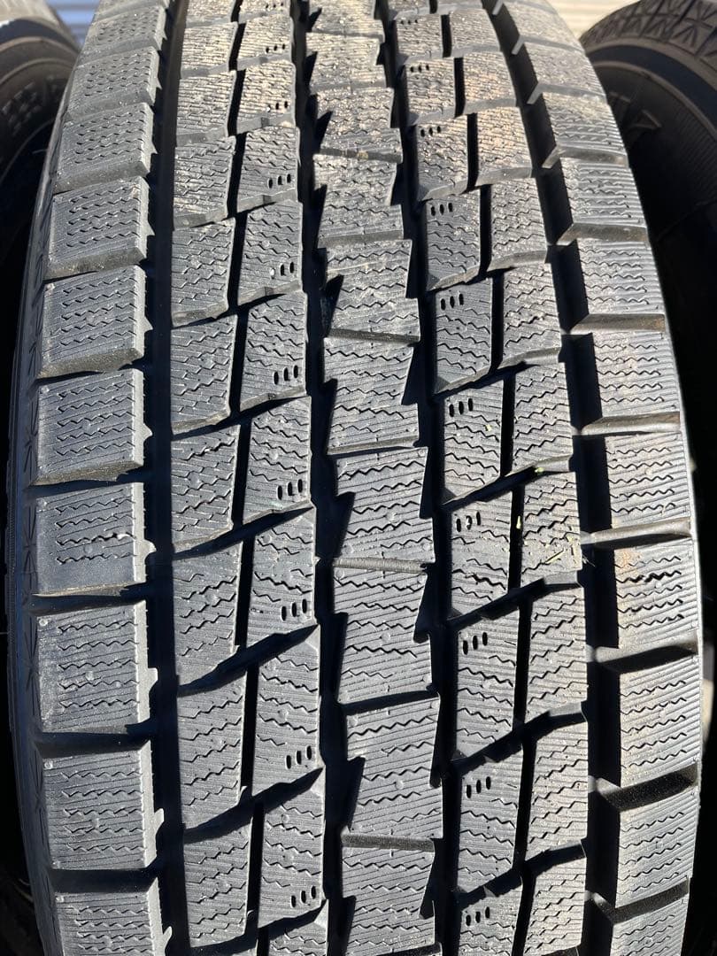 80系ハリヤー スタッドレス 17インチホイール付き 1シーズンのみバリ溝