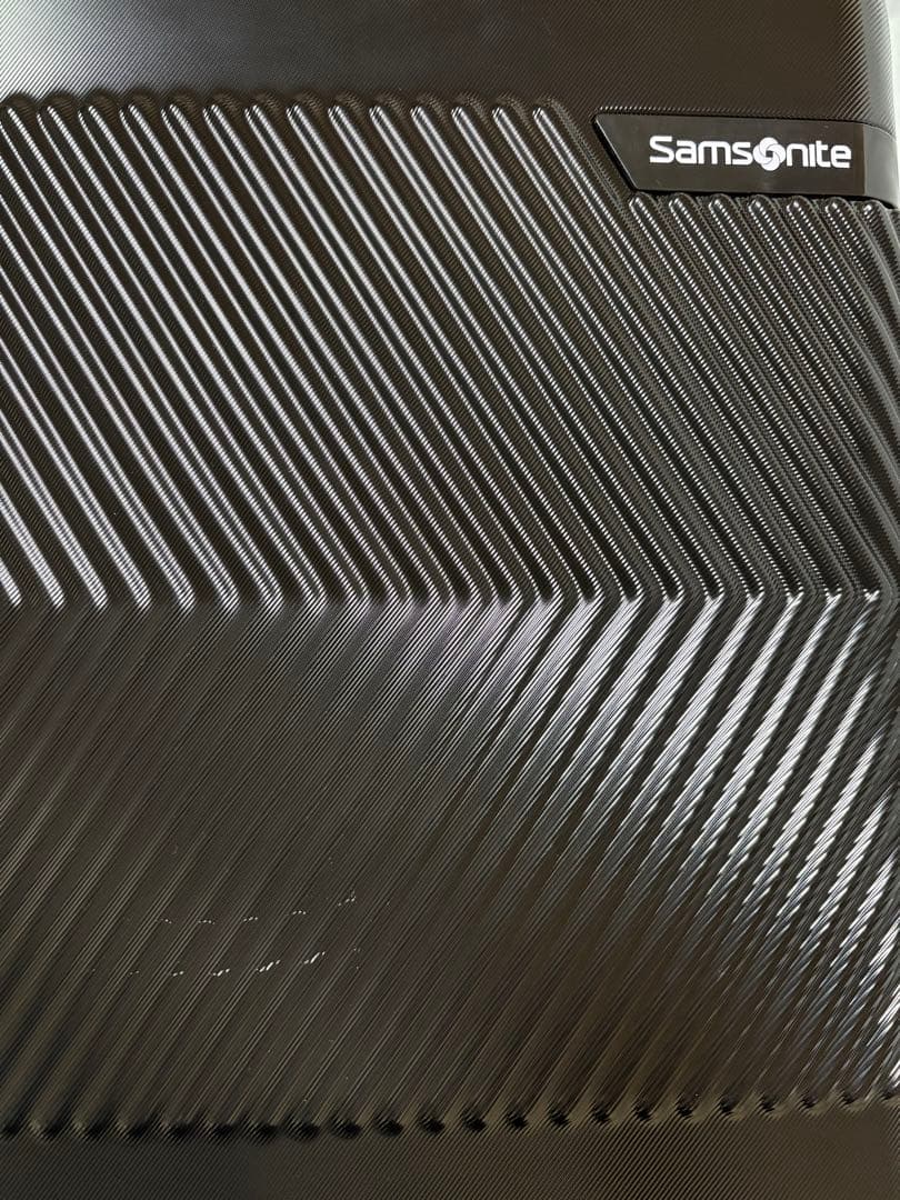 キクリンSamsonite ブラックキャリーケース