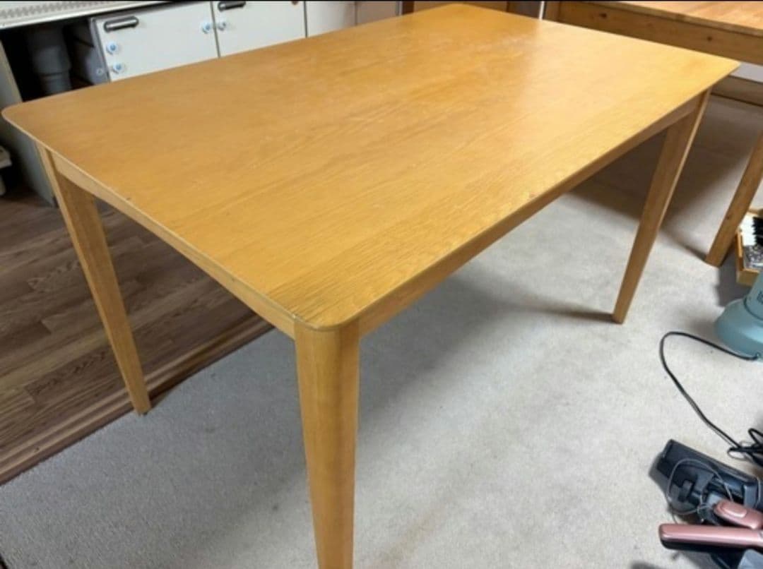 【関東圏限定】天然木 ダイニングテーブル 4人掛け 北欧 ナチュラル 120cm