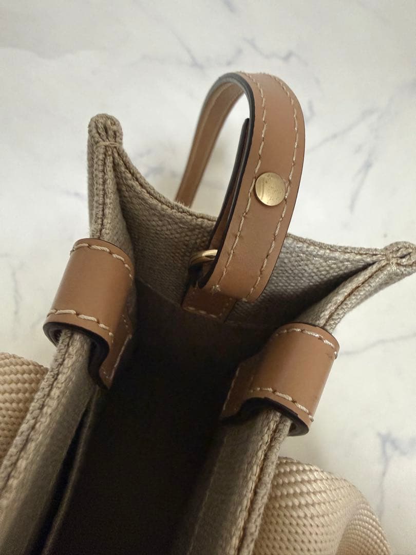 あま　Chloe WOODY SMALL トートホワイト✕ベージュ