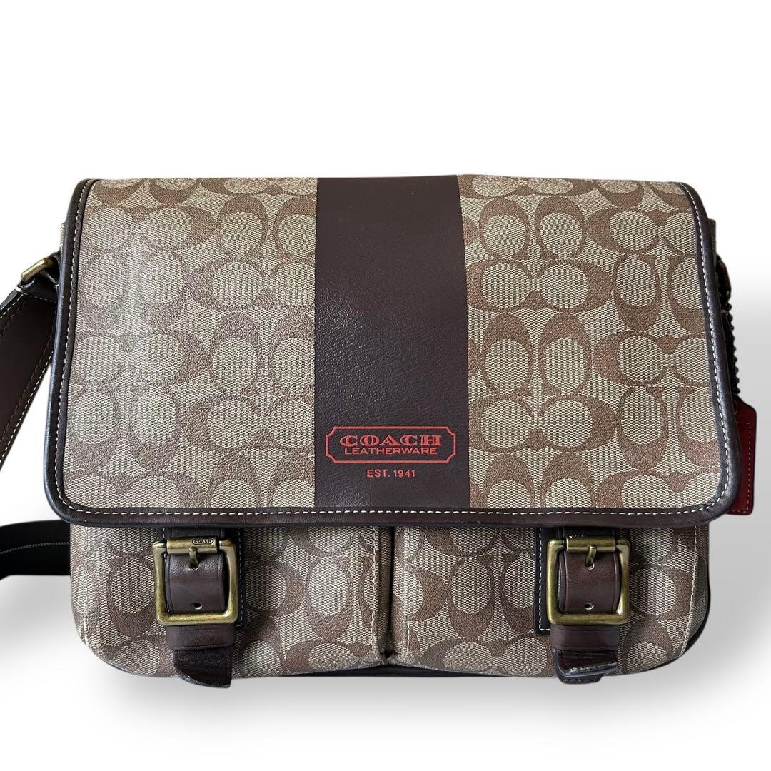 極美品✨ コーチ ショルダーバッグ メッセンジャーバッグ シグネチャー PVC