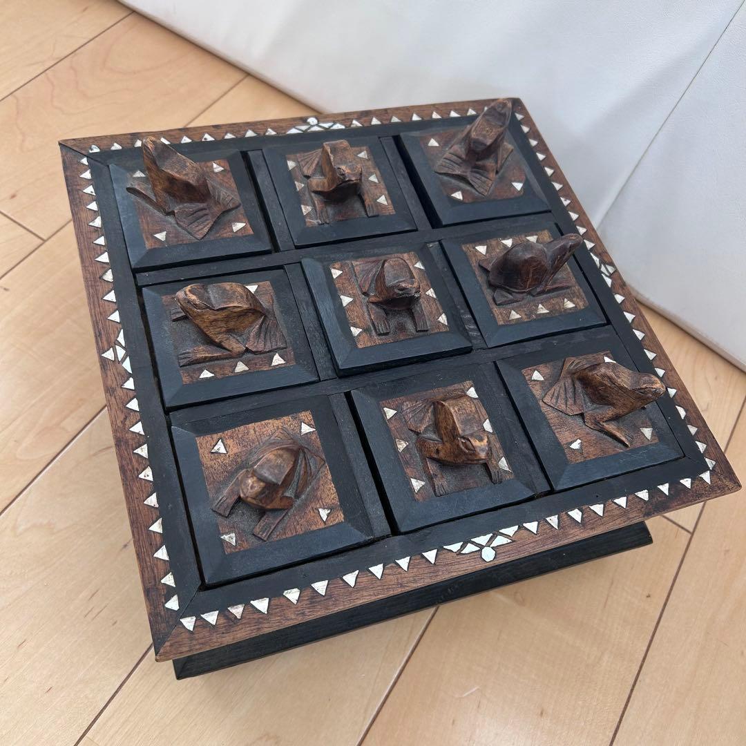 ヴィンテージ　螺鈿細工　象嵌　カエル彫刻　薬箱　小物入れ　収納　アジアン