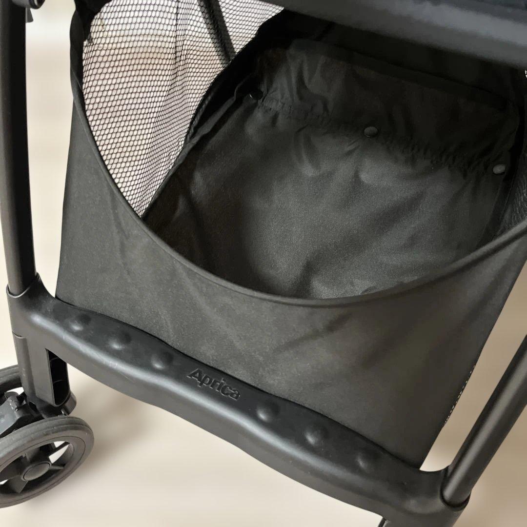 美品　アプリカ　Aprica マジカルエアー　グリーン