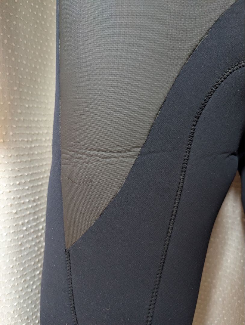 BILABONG(ビラボン)5×3mm セミドライト メンズMLサイズ 美品