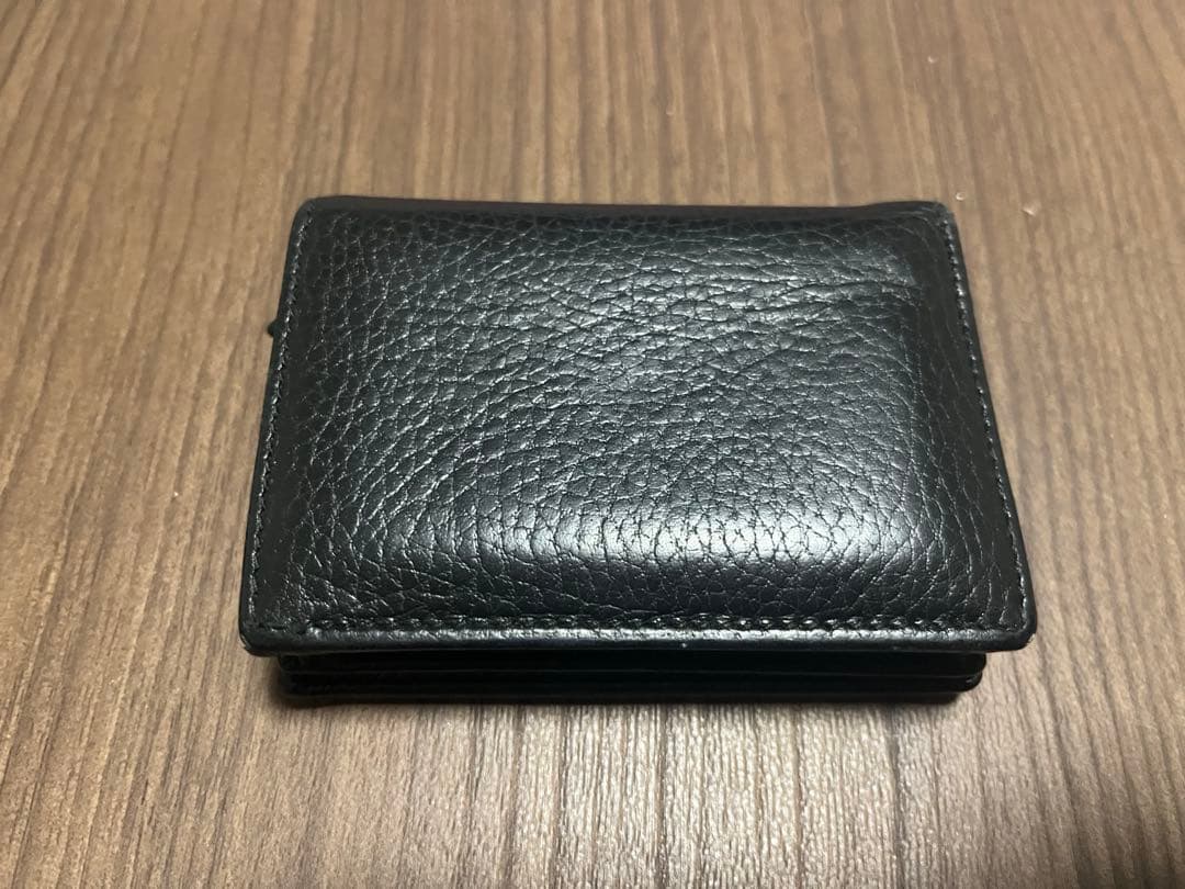 GUCCI マーモット 二つ折り財布 ブラック