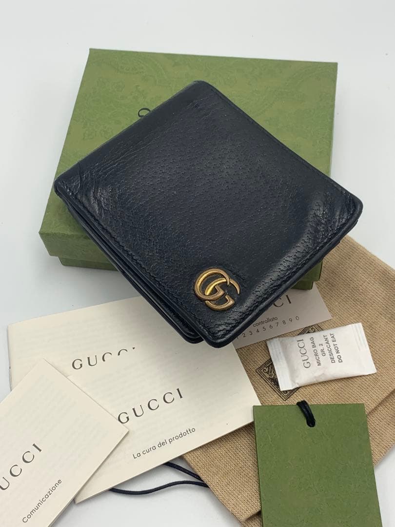 グッチ　二つ折り財布　小銭入れ　ケース　マーモント　ブラック P55