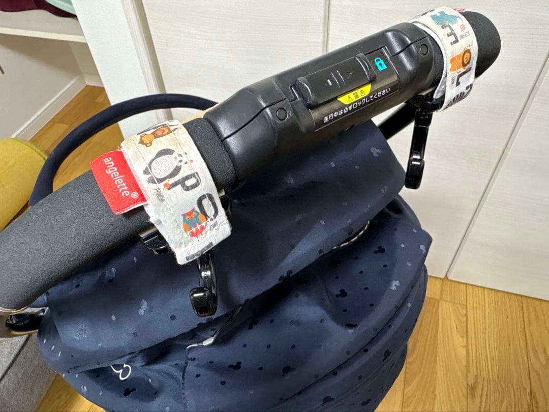 Combi コンビ　メチャカル　ハンディ オート4キャス ミッキーネイビー　限定