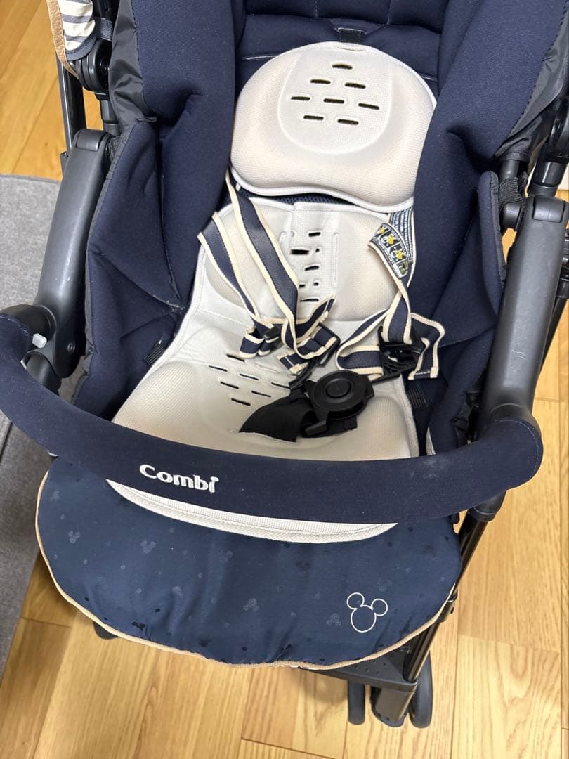 Combi コンビ　メチャカル　ハンディ オート4キャス ミッキーネイビー　限定