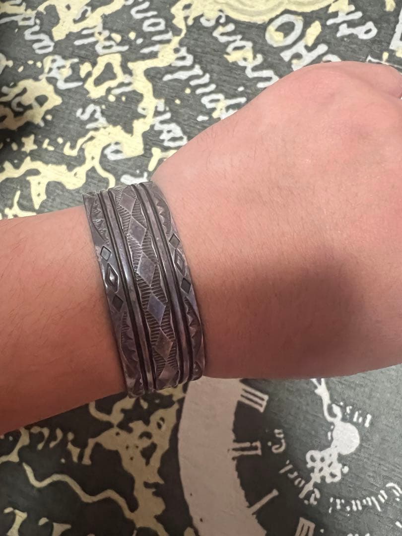 ブルースモーガン シルバーバングル Indian Jewely スタンプワーク