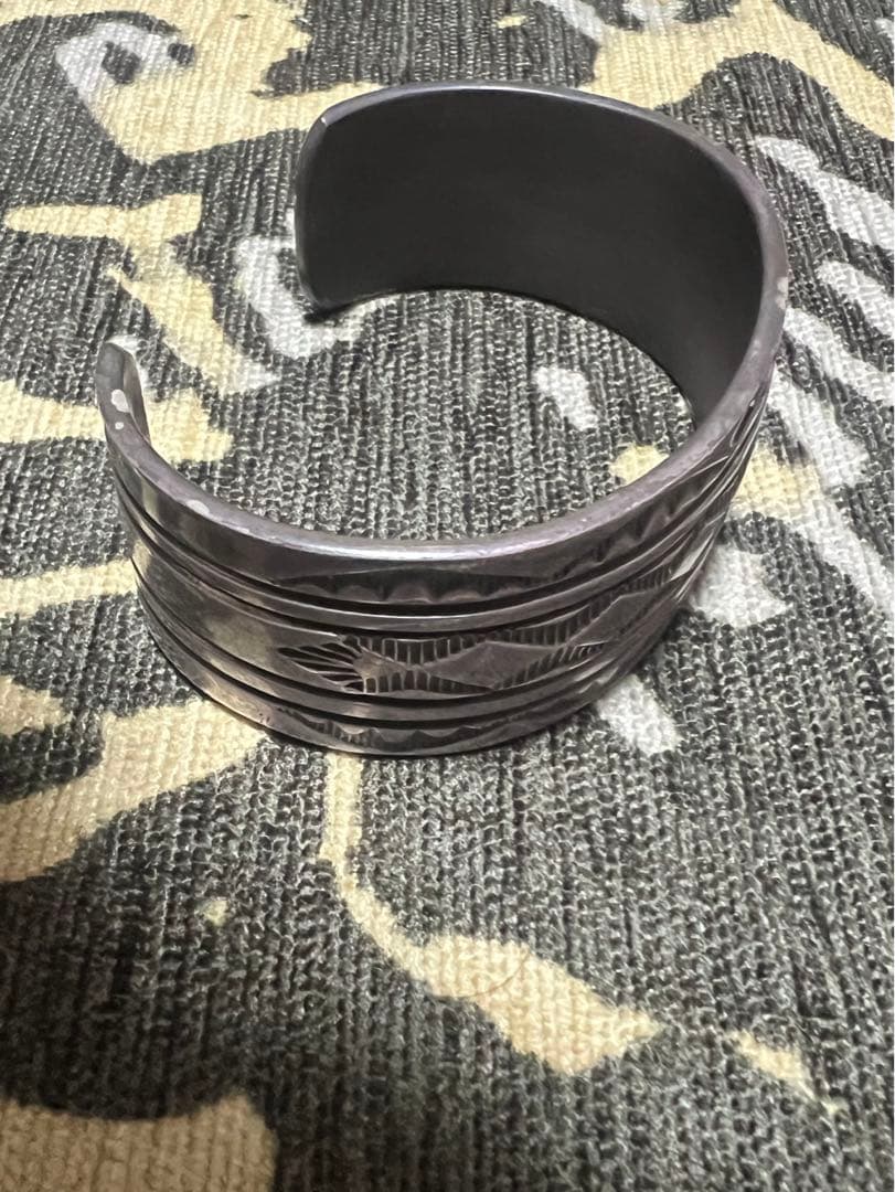 ブルースモーガン シルバーバングル Indian Jewely スタンプワーク