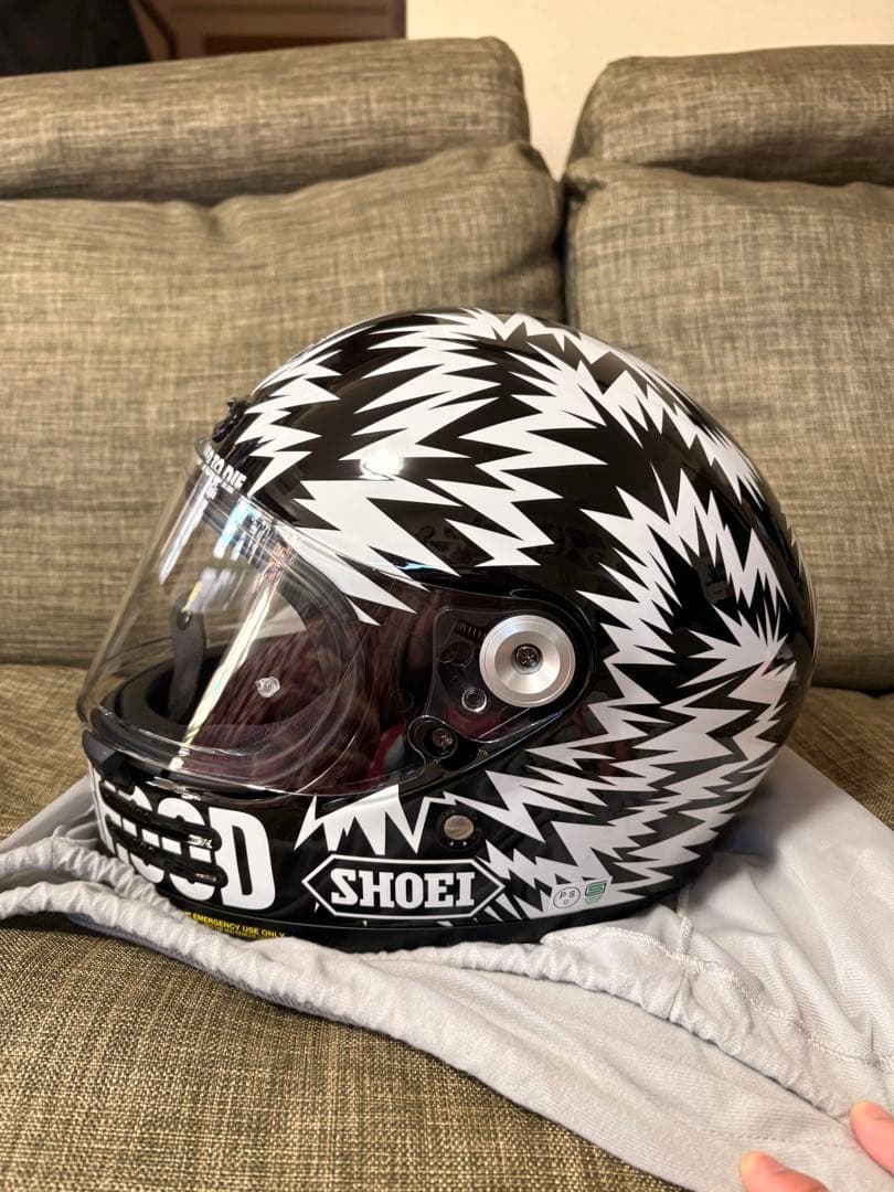 SHOEI グラムスター　ネイバーフッド　Lサイズ